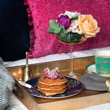 Sara Miller Chelsea Set of 4 Cake Plates